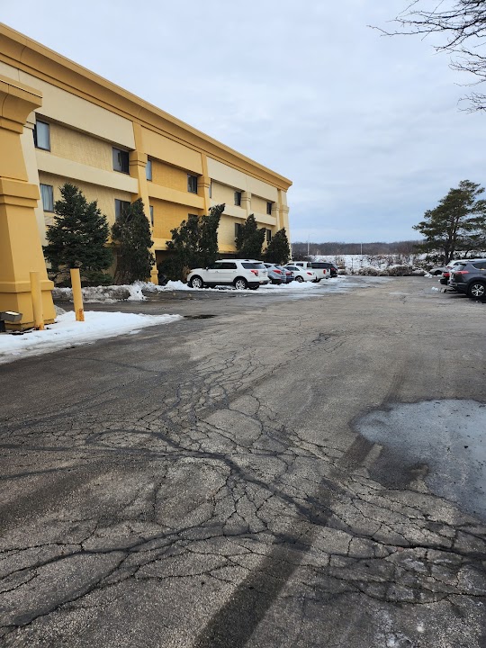 La Quinta Inn by Wyndham Milwaukee Airport / Oak Creek