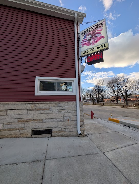 Tracker's Pub & Grub