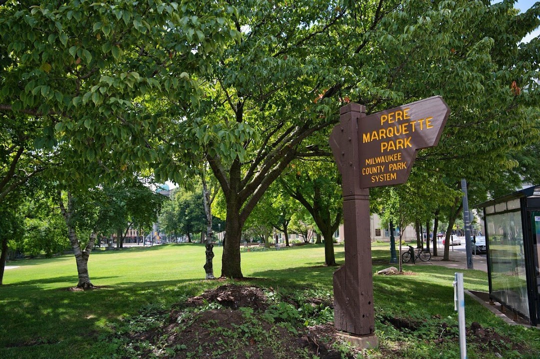 Père Marquette Park