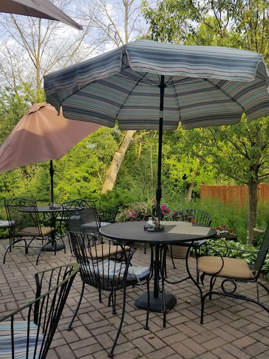 The Range Line Inn